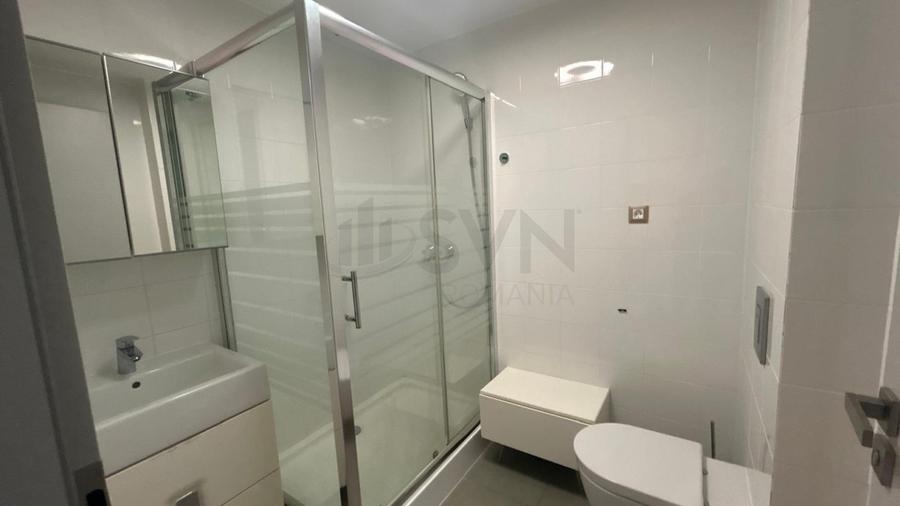 Casă individuală cu 6 camere cu Piscina în Iancu Nicolae