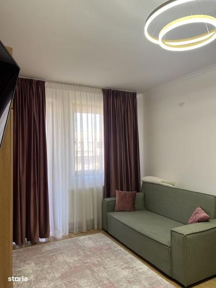 Garsoniera spatioasa cu balcon si loc de parcare in Arad - 17