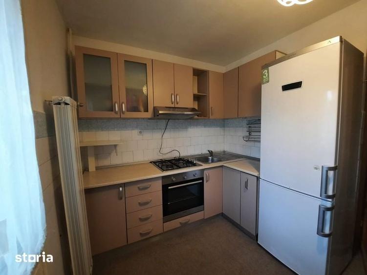 Apartament cu 3 camere în Iosia