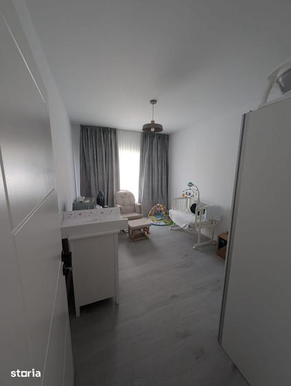 Casă cu 4 camere semidecomandat cu Teren 500 Mp în Jucu