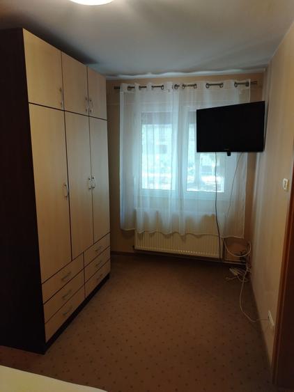 Apartament cu 2 camere nedecomandat în Intim