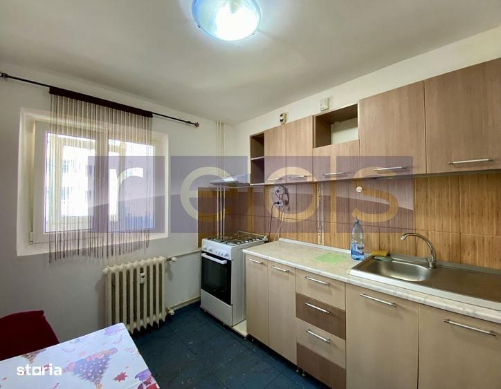 De Vanzare Apartament 2 Camere Decomandat | Zona Sebastian - 10