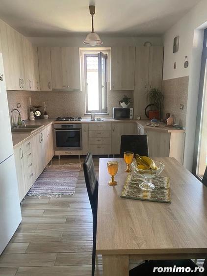 Casă cu Teren 334 Mp în Moșnița Veche