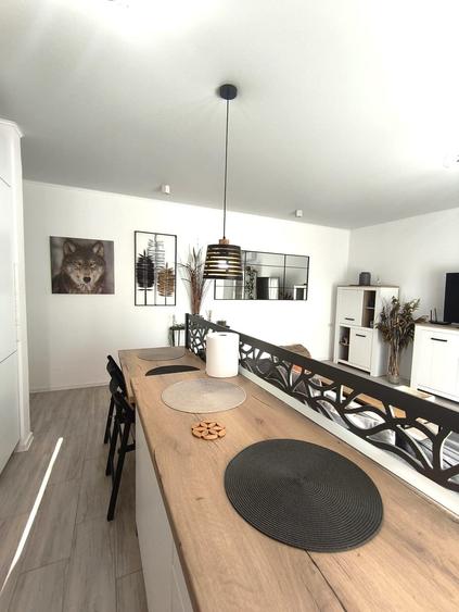 Apartament cu 2 camere decomandat în Parcul Carol