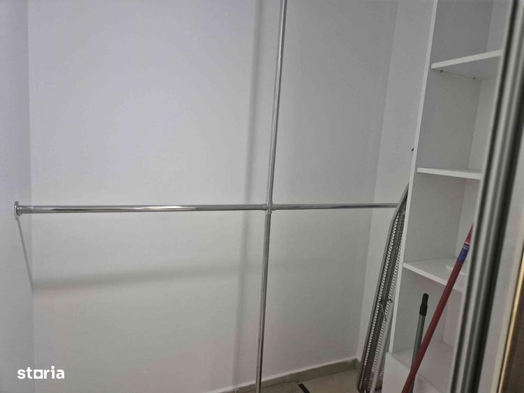 Apartament cu 2 camere decomandat în Splaiul Unirii