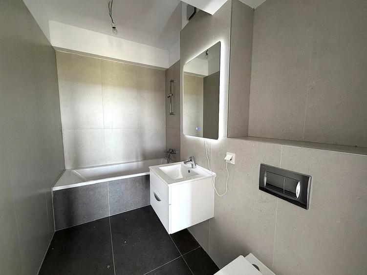 Apartament cu 3 camere decomandat în Nord