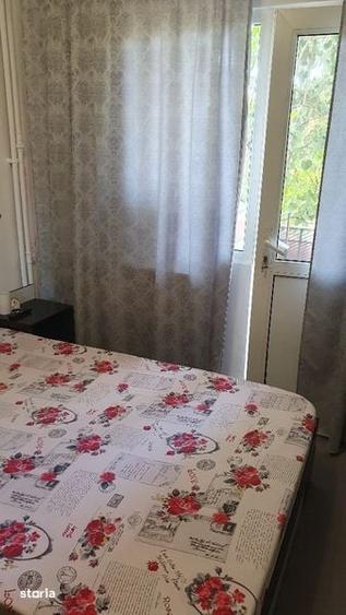 Apartament cu 4 camere semidecomandat în Ferentari