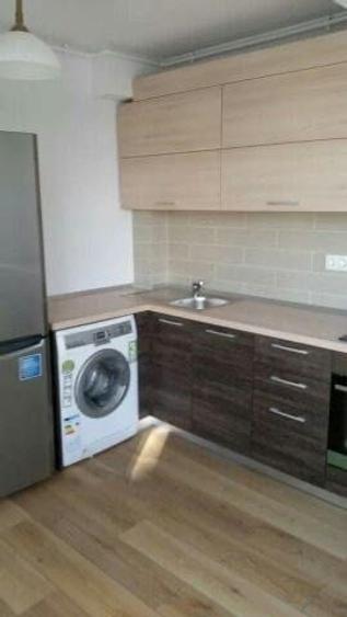 Apartament cu 2 camere decomandat în Livezeni