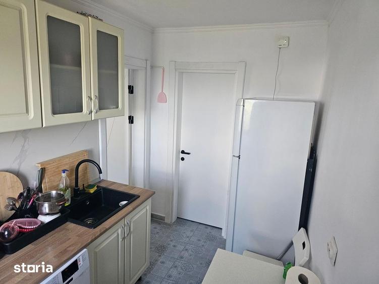 Apartament cu 2 camere decomandat, mobilat în Drumul Taberei