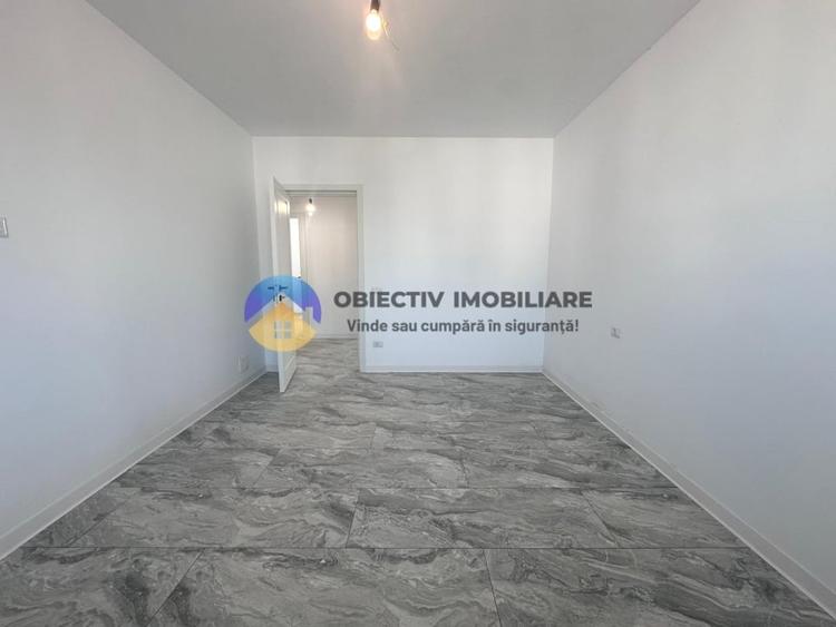 Casă cu 3 camere cu Canalizare în Est