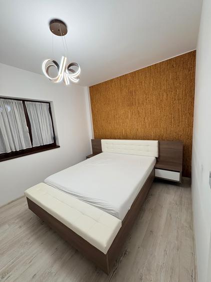 Apartament cu 2 camere decomandat în Sud