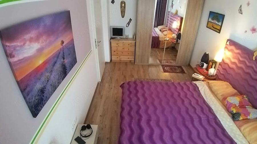 Garsonieră decomandată în Noua
