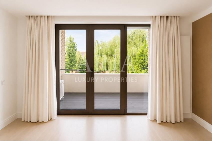 Casă individuală cu 10 camere cu Piscina în Pipera