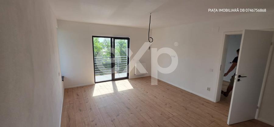 Casă individuală cu 5 camere cu Teren 500 Mp în Săcueni