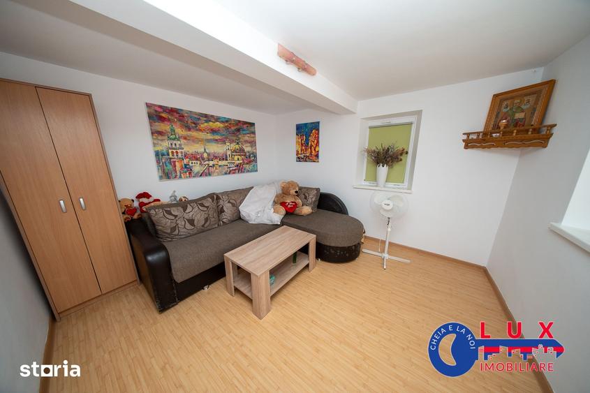 Casă cu 5 camere cu Teren 627 Mp în Sarichioi