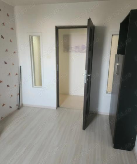 Apartament cu 3 camere decomandat, mobilat în Drumul Taberei