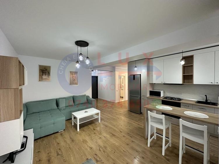 Apartament cu 2 camere decomandat, mobilat în E3