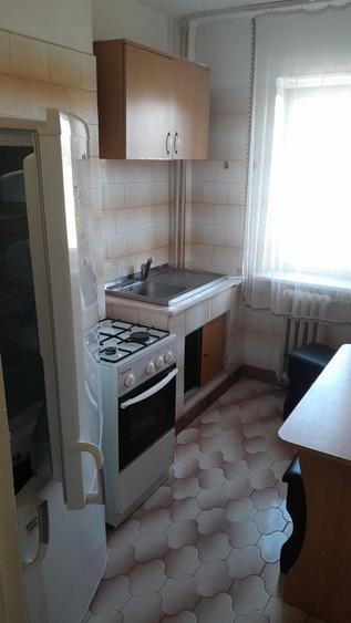 Apartament cu 2 camere semidecomandat în Trivale