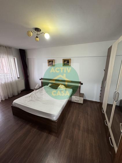 DE ÎNCHIRIAT | APARTAMENT 4 CAMERE – ZONA PRIMĂRIEI, ROMAN - 1