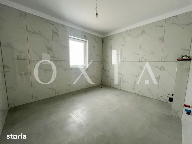Casă cu 5 camere cu Teren 310 Mp în Remetea Mare