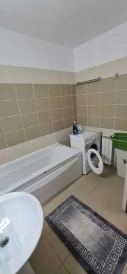 Apartament cu 2 camere semidecomandat în Tătărași