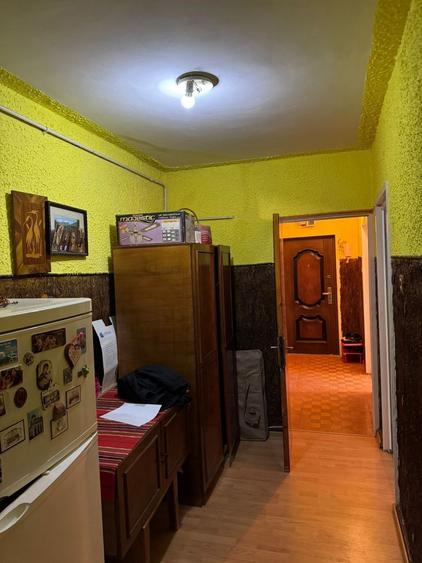 Apartament cu 3 camere decomandat, mobilat în Mihai Bravu