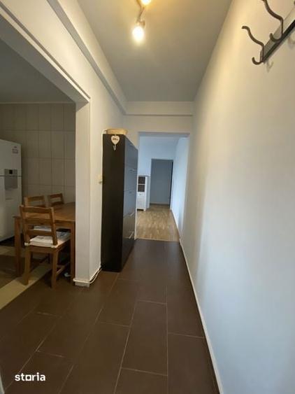 Apartament cu 3 camere în Berceni