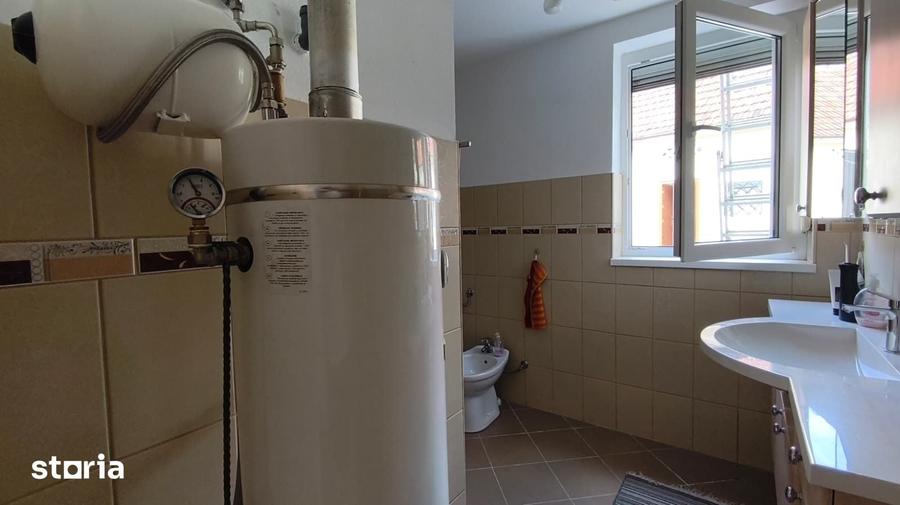 Casă cu 3 camere cu Teren 543 Mp în Ilia