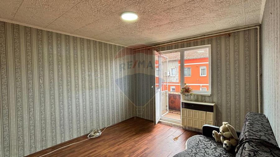 Apartament cu 2 camere, zona Vitrometan (Rubinului) - 8