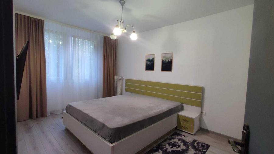 Apartament cu 2 camere decomandat în Gara