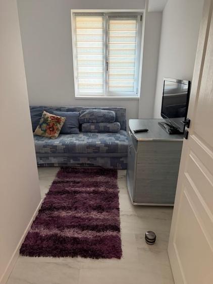 Apartament cu 2 camere decomandat, mobilat în Central