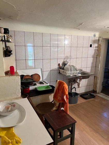 Casă individuală cu 4 camere cu Teren 2500 Mp în Șirna