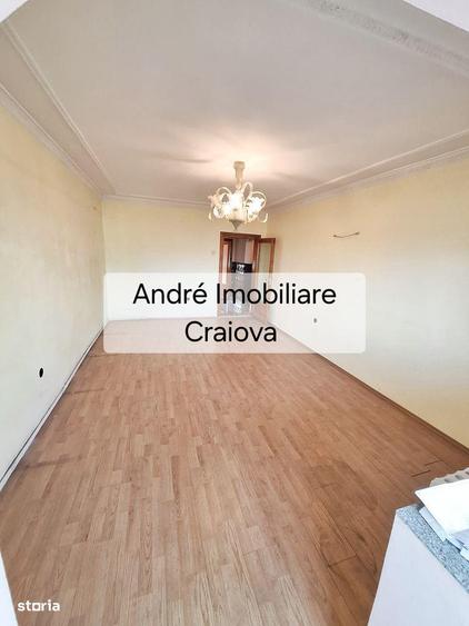 Apartament cu 2 camere decomandat în Craiovița Nouă