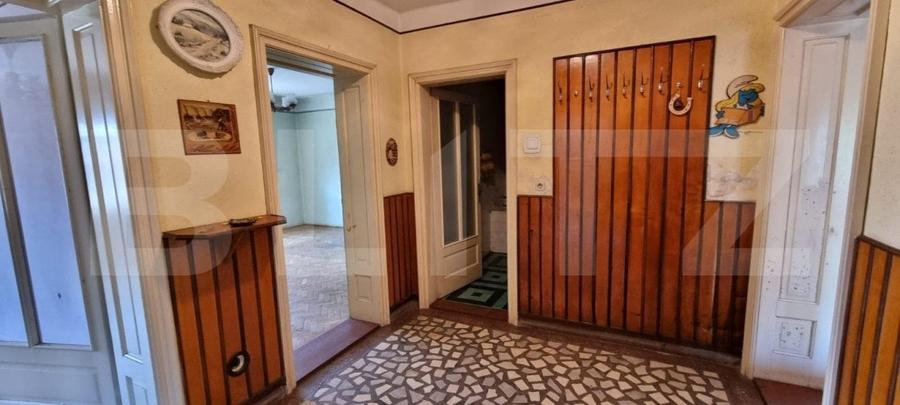 Casă individuală cu 7 camere cu Garaj în Sebeș