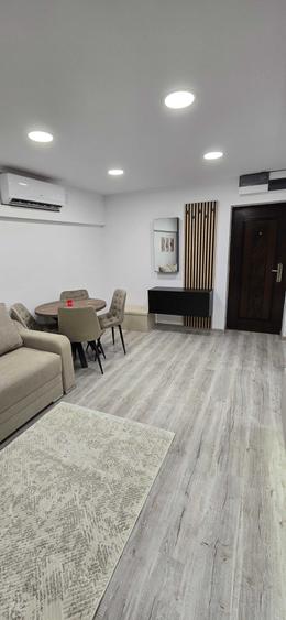 Apartament cu 2 camere semidecomandat în Militari