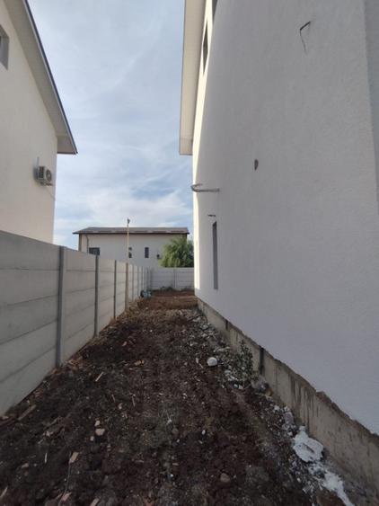 Casă cu 3 camere cu Teren 180 Mp în Central