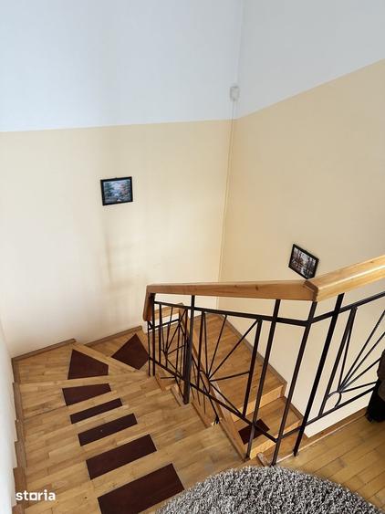 Casă cu Teren 1200 Mp în Central