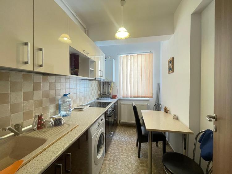 Apartament cu 2 camere semidecomandat în Central