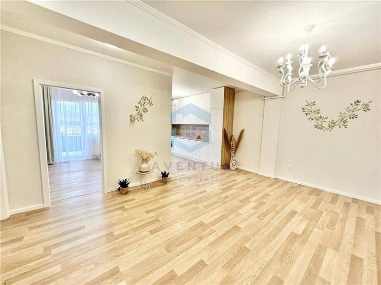 Apartament cu 3 camere semidecomandat în Florești — fotografia 1