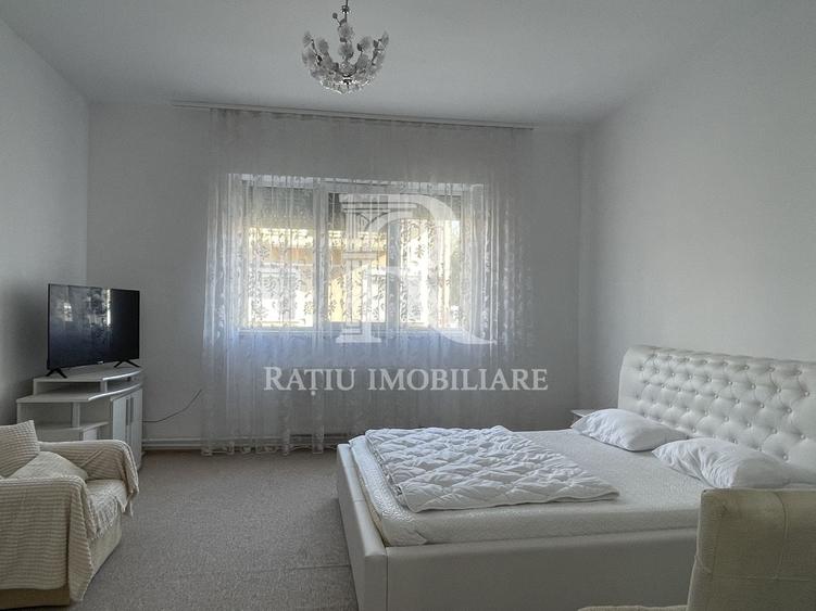 Casă individuală cu 3 camere cu Canalizare în Cantemir