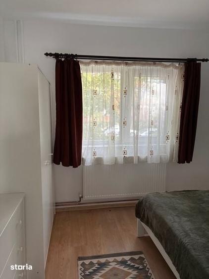 Apartament cu 3 camere în Aradului