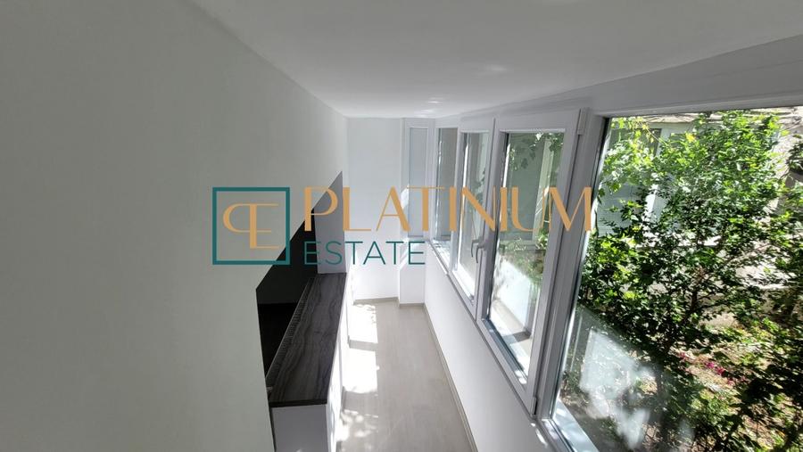 Apartament cu 3 camere decomandat, mobilat în Aradului