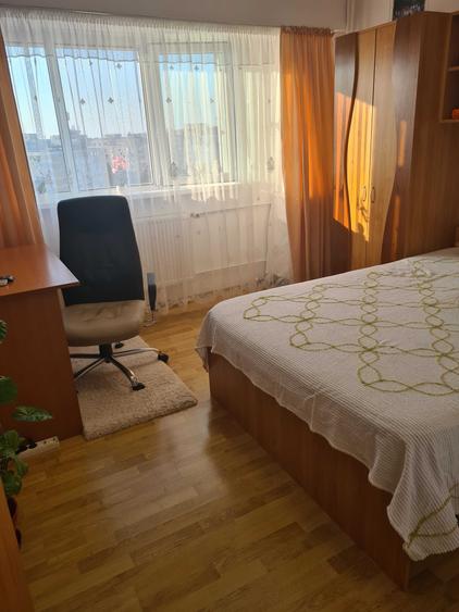 Apartament cu 2 camere semidecomandat în Rahova