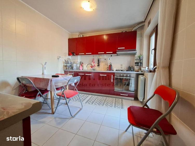 Apartament cu 3 camere, mobilat în Tătărași