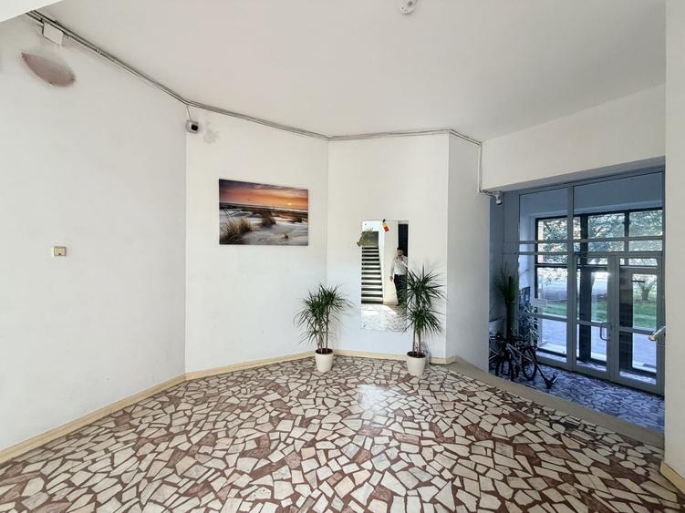 Apartament cu 2 camere decomandat, mobilat în Libertății