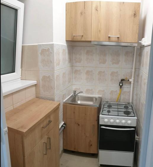 Proprietar ofer spre inchiriere garsoniera pe Calea Bucuresti, zona Spitalul Judetean Brasov - 1