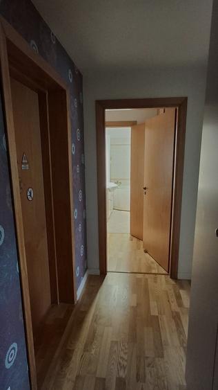 Apartament cu 4 camere decomandat, mobilat în Vitan Mall