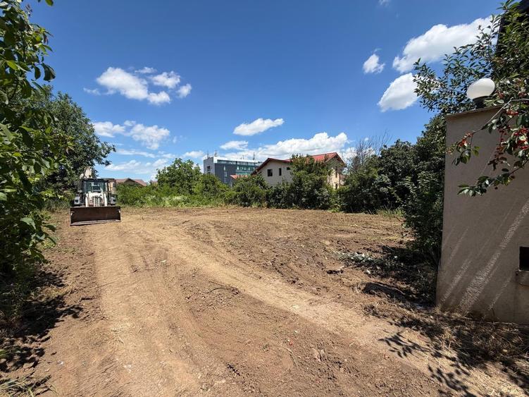 Teren Construcții intravilan de 369 mp, în Pipera