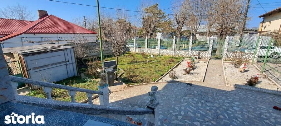 Casă cu Teren 731 Mp în Sud