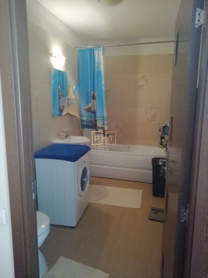 Apartament cu 2 camere semidecomandat, mobilat în Florești